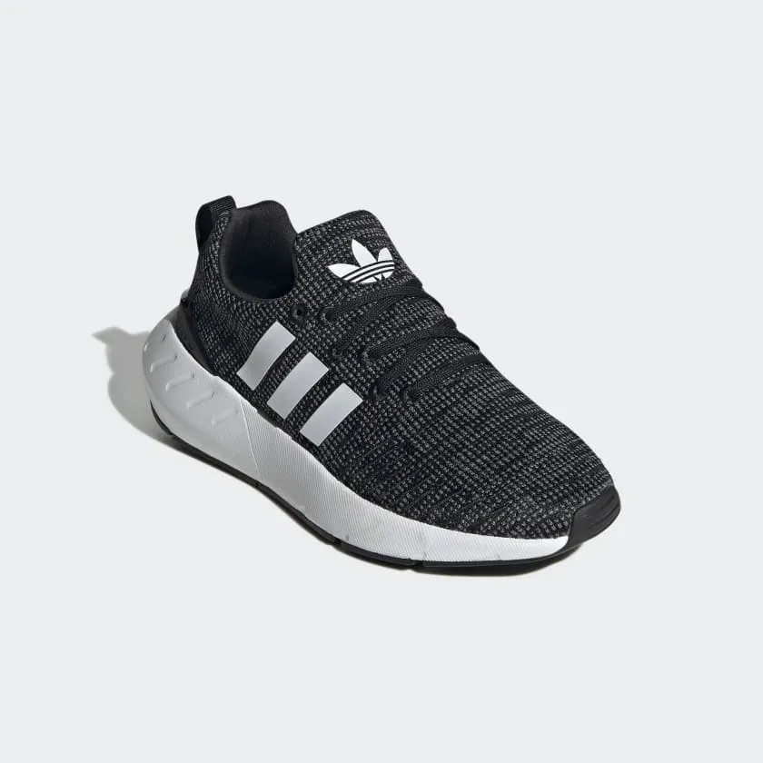 ADIDAS SWIFT RUN 22 - BLACK