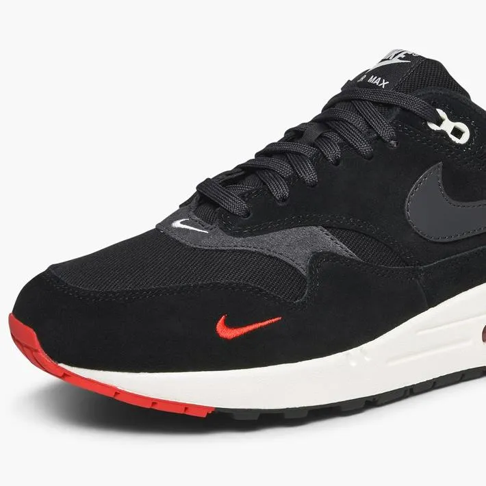 Air Max 1 Premium (Black/Oil Grey/Red)